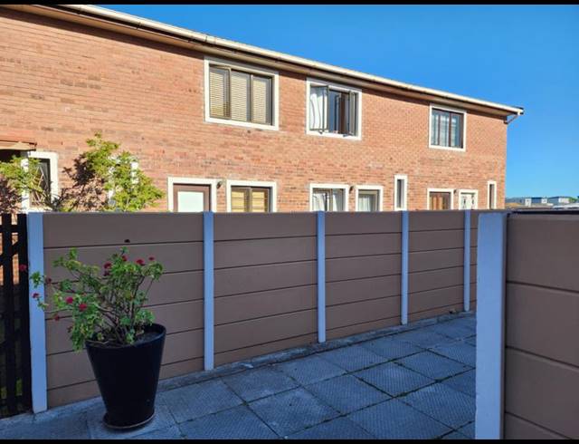 2 BEDROOM APARTMENT FOR SALE IN RYLANDS